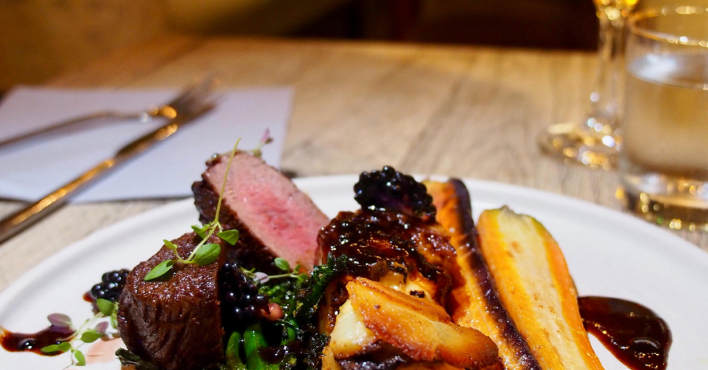 dining at whitehart hotel